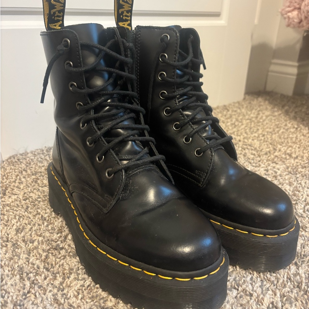 DR MARTENS JADON PLATFORM BOOT